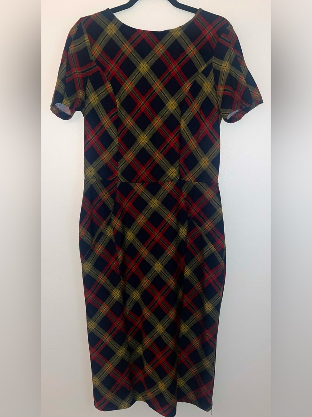 Unique Vintage Plaid Short Sleeve Wiggle Dress in Navy, Red & Yellow, Sz 10/12
